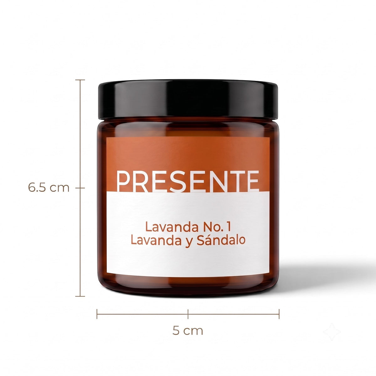 Vela aromática PRESENTE Taller Artesanal Lavanda No. 1 en frasco de vidrio ámbar con tapa negra y etiqueta minimalista